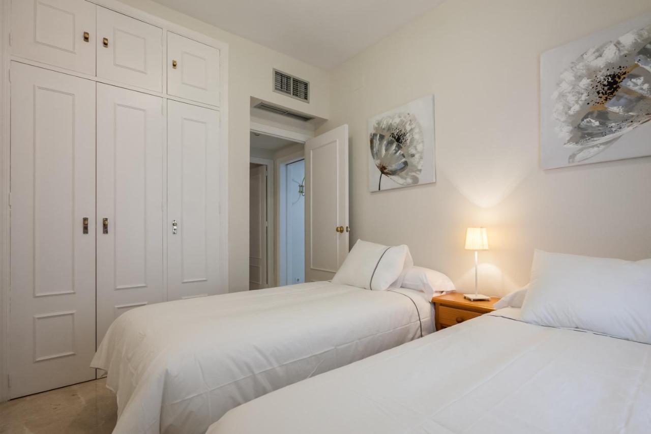 Apartamento Cerca Del Alcazar Con Garaje Privado Seville Exterior photo